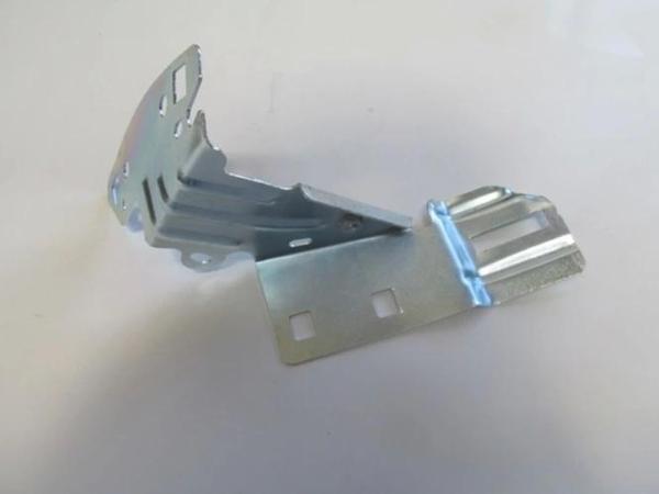 2012-2018 Peugeot 208 Ön Çamurluk Braketi Sol (Tyg) (Adet) (Oem No:9802301280) - Image 1