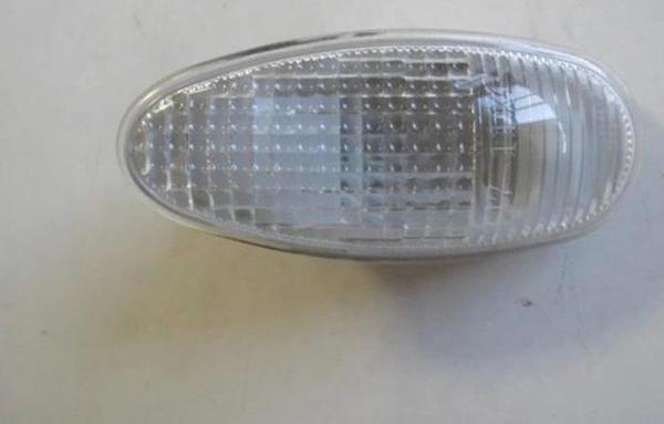 2004-2007 Mıtsubıshı Outlander Çamurluk Sinyali Beyaz Sağ-Sol Aynı Adet Casp Oem No: Mr522027 - Image 1