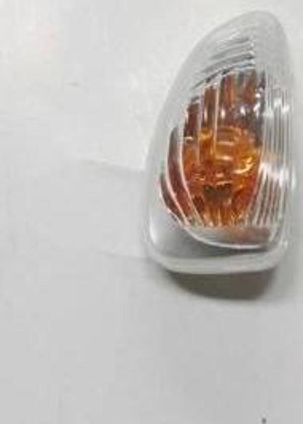Renault Master- 4- 20/24; Kapı Ayna Sinyali Sol Sarı (Oem No: 261652475R) - Image 1