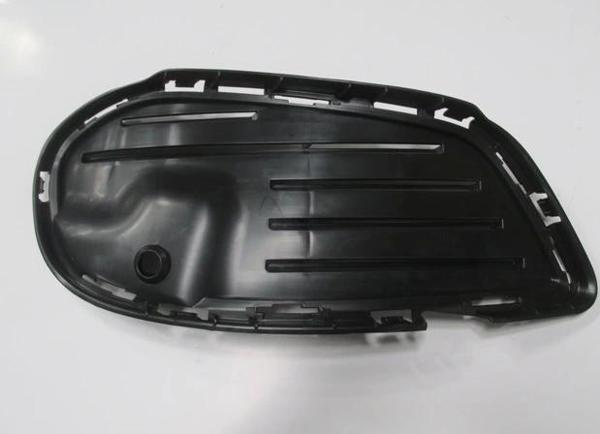 Mercedes C Class- W205- 14/17; Sis Lamba Kapağı Braketi Sol Sensör Delikli (Amg)(Tw) (Oem No: 205885 - Image 1