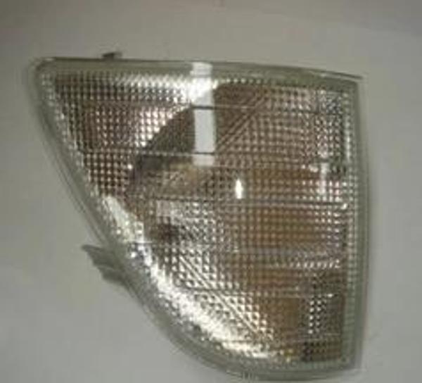 1995-2000 Mercedes Sprinter Ön Sinyal Sağ Beyaz (Mars) (Adet) (Oem No:A90182002214) - Image 1