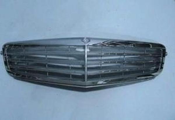 Mercedes C Class- W204- 07/11; Ön Panjur Gümüş Gri (Nikelaj Çerçeveli) Elegance (Tw) (Oem No: A20488 - Image 1