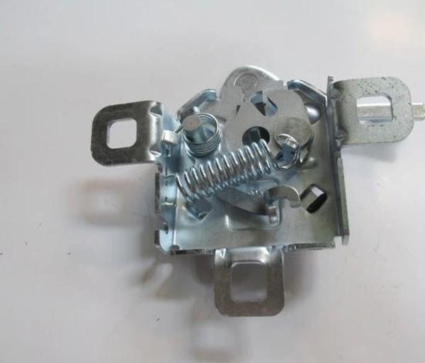Peugeot Boxer- 03/07; Kaput Kilidi (Oem No: 1355407080) - Image 1