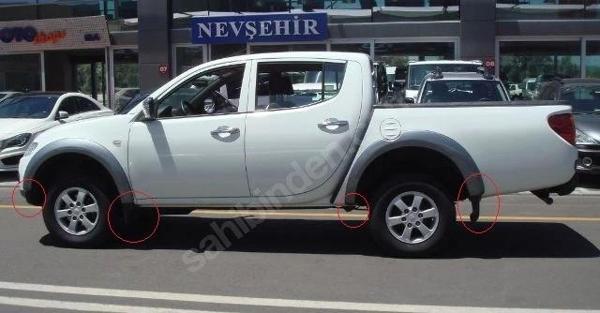 Mıtsubıshı L200- Pıck Up- 10/15; Ön Çamurluk Ağzı Plastiği Sol (Dodik) 4X2 (Oem No: Mzt202T-01) - Image 1