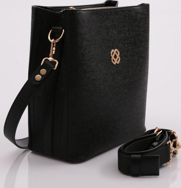 Dgn 520 Kadin Kolonlu Omuz Ve El Çantasi - Image 1