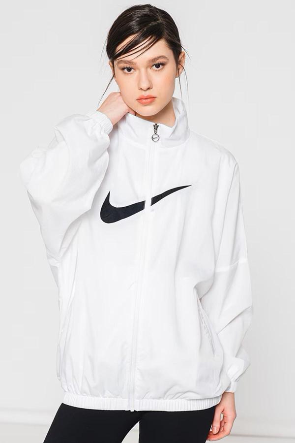 Nike Sportswear Essential Woven Full Zip Oversize Jacket Kadın Geniş Kalıp Dokuma Spor Ceket Beyaz - Image 1