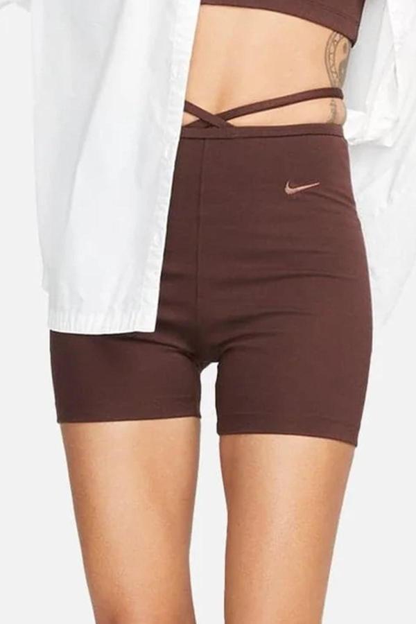 Nike Sportswear Everyday Modern 5 inch Biker Shorts Kadın Tayt Şort Kahverengi - Image 1