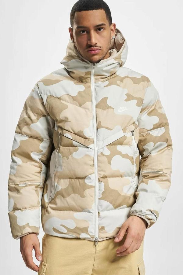 Nike Sportswear Therma Fit Kamuflaj Erkek Kapüşonlu Mont Krem - Image 1