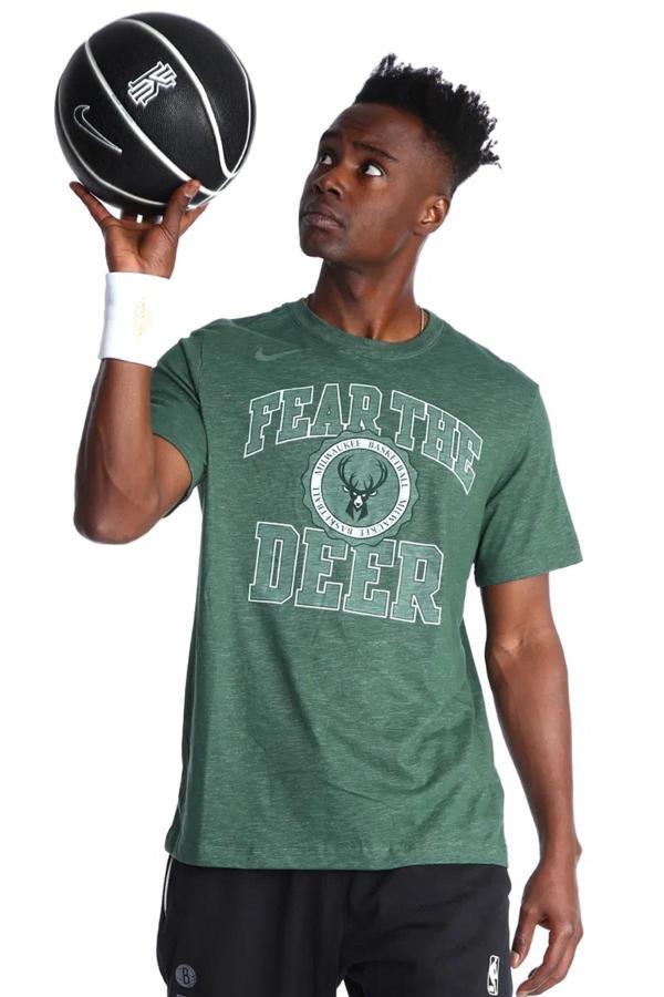 Nike Milwaukee NBA Bucks Erkek Yeşil Basketbol Tişört - Image 1