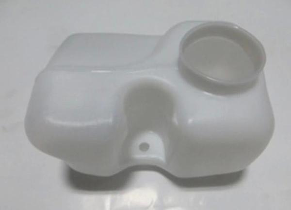 1986-1995 Renault R11 Flash Ön Cam Su Bidonu-Deposu (Adet) (Oem No:7704001028) - Image 1