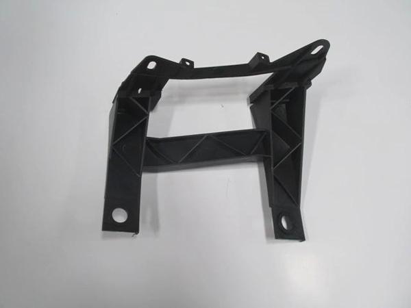 Volkswagen Transporter- T5- 04/09; Far Alt Bağlantı Braketi Sağ (Oem No: 7H0941406A) - Image 1