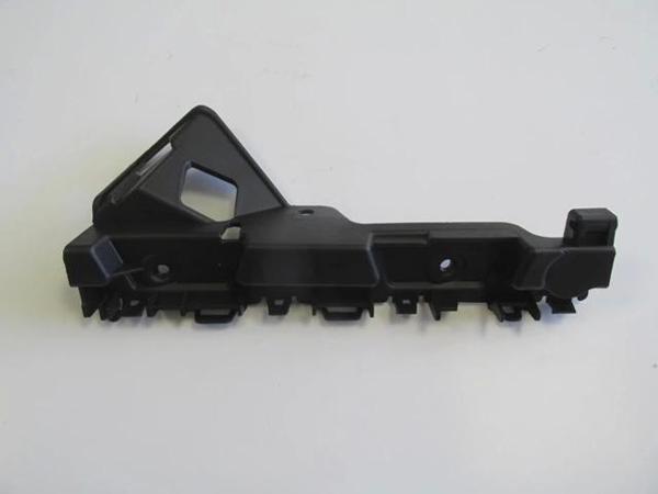 Renault Trafıc- 3- 15/21; Ön Tampon İç Bağlantı Braketi Sol (Oem No: 620505064R) - Image 1