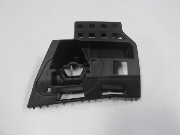 Skoda Octavıa- 13/17; Ön Tampon Braketi Sol (Plastik)(Tw) (Oem No: 5E0807055) - Image 1