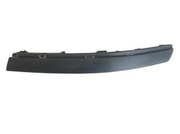 2001-2005 Volkswagen Passat B5 Ön Tampon Bandı Sol Siyah (Nikelaj Takılan Tip) (Tyg) (Adet) (Oem No: - Image 1