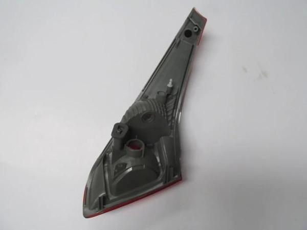 Renault Megane- 3- Hb- 10/13; İç Stop Lambası Sol Kırmızı/Beyaz (Pleksan) (Oem No: 265550009R) - Image 1