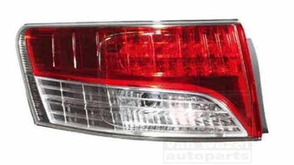 Stop Lambası Avensis 2009-2010 Ledli Dış Sağ (1 Adet) (Oem No: 81551-05250) - Image 1