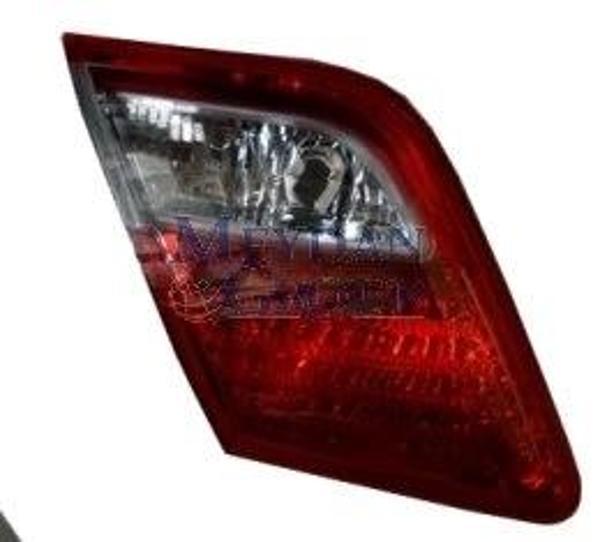 Toyota Camry- 06/09; İç Stop Lambası Sağ Kırmızı/Beyaz (Famella) (Oem No: 81580-06120) - Image 1