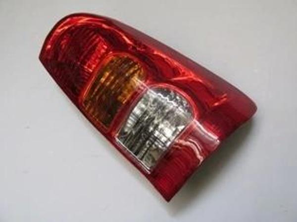 Toyota Hılux- Pıck Up Vıgo- D4D 05/11; Stop Lambası Sağ Kırmızı/Sarı/Beyaz (Duylu) (Casp)(E Marklı)  - Image 1