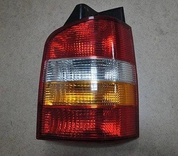 Stop Lambası Sol Sarı-Beyaz Vw Transporter T5Bm 04-10 (Oem No: 7H0945095J) - Image 1