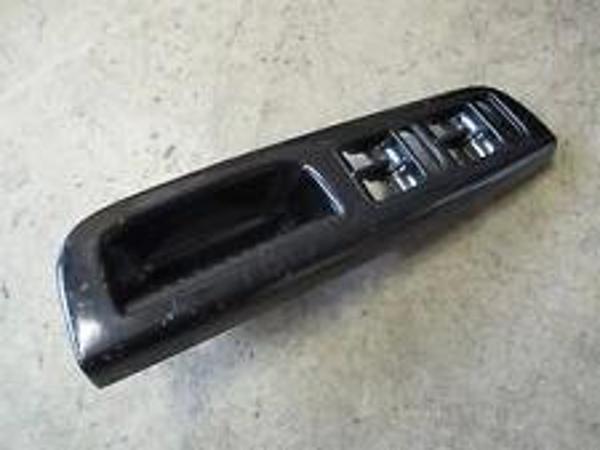 Cam Düğme Çerçevesi Passat None (Oem No: Vw-3B1867171C.) - Image 1
