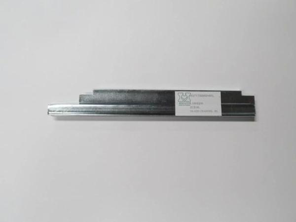 1993-1998 Toyota Corolla Ae101 Arka Kapı Cam Kızağı Sol Camı Kaldıran Tw Oem No: 68230-15050 - Image 1