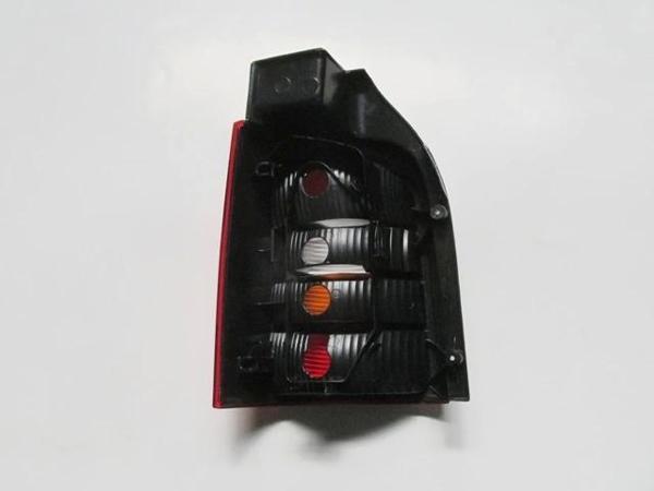 Volkswagen Transporter- T5- 04/09; Stop Lambası Sağ Sarı/Kırmızı/Beyaz (Mars) (Oem No: 7H0945096G) - Image 1