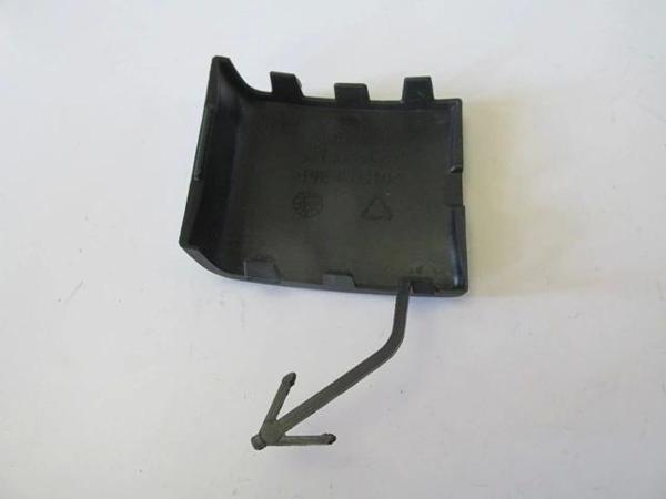 Renault Megane- 3- Hb- 12/13; Ön Tampon Çeki Demiri Kapağı (Oem No: 511804342R) - Image 1