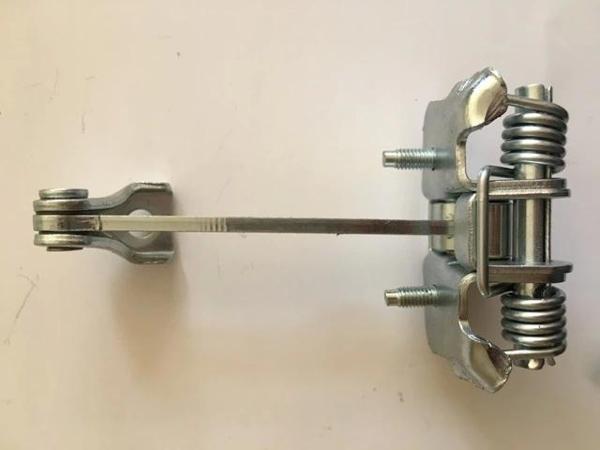 Renault Symbol- 13/21; Ön/Arka Kapı Durdurucusu Sağ/Sol Aynı (Adet)(Kapı Gergisi) (Oem No: 804302559 - Image 1