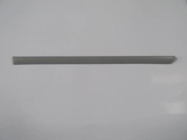 1998-2004 Volkswagen Golf 4 Arka Kapı Bandı Sağ Gri (Adet) (Oem No:1J4853754Ggru) - Image 1