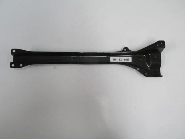 Suzukı Swıft- 05/11; Ön Panel Orta Parça (Tyg) (Oem No: 58241-62J00) - Image 1