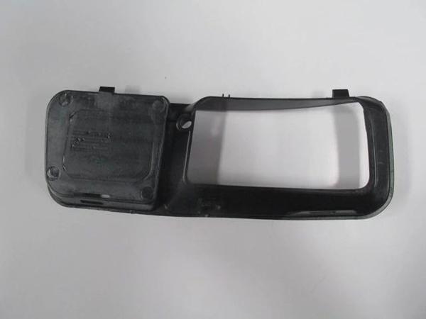 1996-2001 Volkswagen Polo Classic Sis Lamba Kapağı Sağ Siyah Sis Delikli (Adet) (Oem No:6K5853666) - Image 1