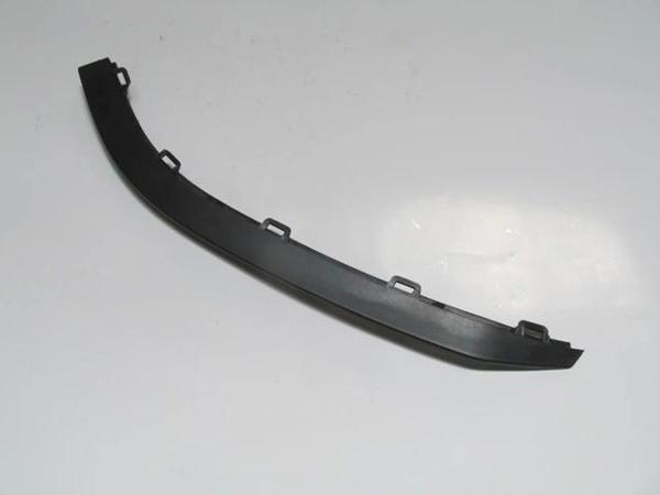 Volkswagen Golf- 7- 13/17; Karlık Sol (Ön Tampon Altı) (Gtı) (Spoıler) (Oem No: 5G0805903B9B9) - Image 1