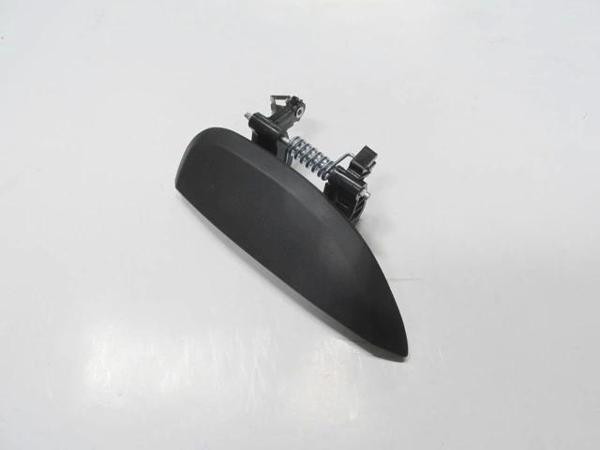 Renault Symbol- 13/21; Arka Kapı Dış Açma Kolu Sağ Siyah (Oem No: 806070421R) - Image 1
