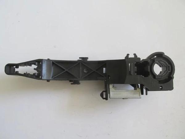 Renault Trafıc- 3- 15/21; Ön Kapı Dış Açma Kolu İç Mekanizması Sol (Oem No: 806079208R) - Image 1