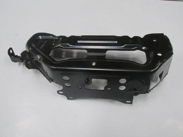 Toyota Yarıs- 17/20; Far Yuva Sacı Sol (Tw) (Oem No: 53202-52906) - Image 1