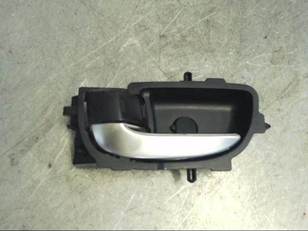 Kapı Kolu Yarıs 12-14 İç Siyah Sol (Oem No: 69206-0D280) - Image 1