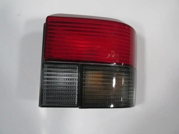 1996-2001 Volkswagen Transporter T4 Stop Lambası Sağ Füme-Kırmızı (Famella) (Adet) (Oem No:3880229) - Image 1