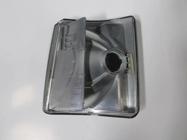 1996-2001 Volkswagen Transporter T4 Ön Sinyal Sağ Füme (Mars) (Adet) (Oem No:701953050S) - Image 1