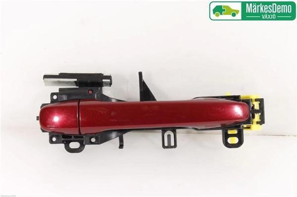 Kapı Kolu Avensıs 15-19 Ön Dış Sol (Kilit Kapaklı) (Oem No: 69210-05091) - Image 1
