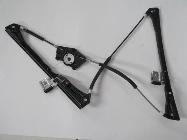 1998-2004 Volkswagen Golf 4 Ön Cam Krikosu Sol Elektrikli-Motorsuz (4Kapı) (Tw) (Adet) (Oem No:1J483 - Image 1