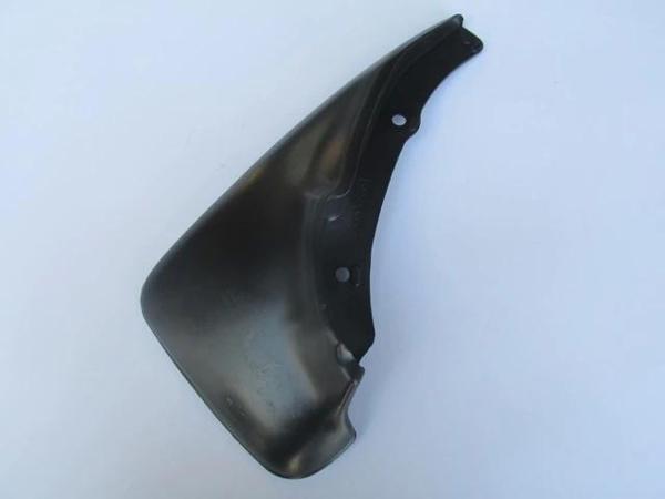 1988-1992 Toyota Corolla Ae92 Ön Paçalık Sol  (Adet) (Oem No:7662212050) - Image 1