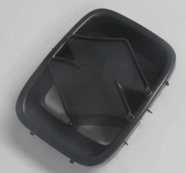 Suzukı Jımny- 06/12; Ön Panjur Orta (Arma Yuvalı) (Tyg) (Oem No: 72111-76J10-5Pk) - Image 1