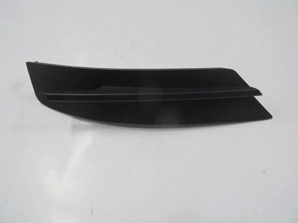 Volkswagen Crafter- 18/24; Sis Lamba Kapağı Üst Panjuru Sol (Tyg) (Oem No: 7C08072459B9) - Image 1