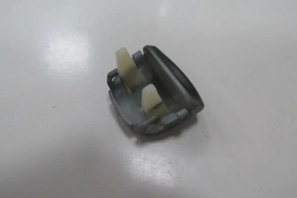 Mercedes C Class- C Class- 2000-2007  Ön/Arka Cam Düğme Butonu Sağ (Oem No:A2038200210P1) - Image 1