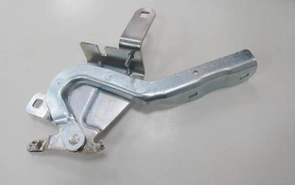 Renault Clıo- 4- Hb- 16/20; Kaput Menteşesi Sol (Eagle Body) (Oem No: 654010257R) - Image 1