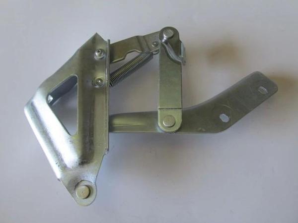 Peugeot Bıpper- 08/17; Kaput Menteşesi Sol (Yaylı) (Oem No: 7912.E4) - Image 1