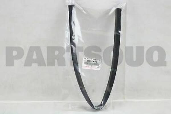 Kaput Uç Lastiği Hilux 2005-12 (Oem No:533810K010) - Image 1