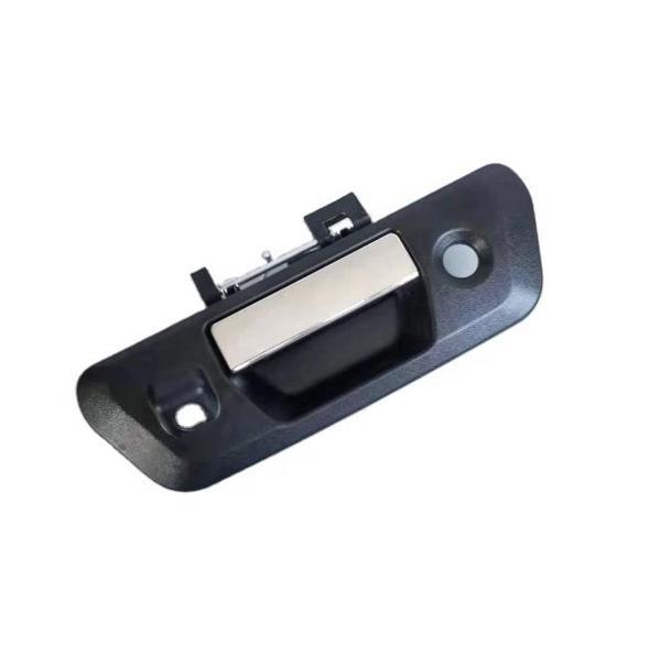 Bagaj Kapak Açma Kolu Krom Navara 15 Kameralı None (Oem No: 90606-4Jg0C) - Image 1