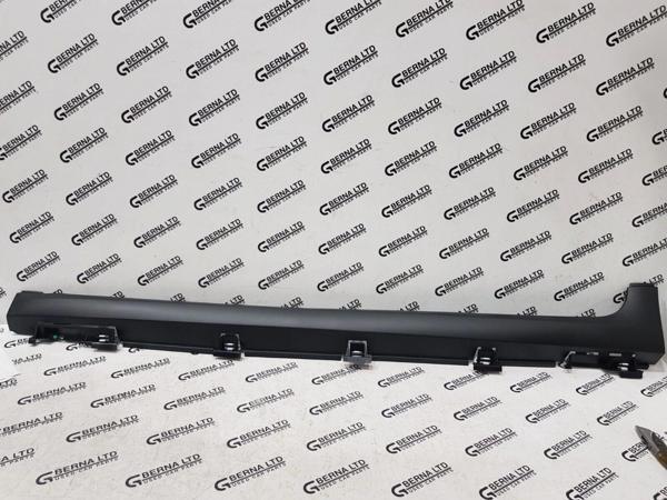 Marşpiyel  Plastık Sol C3 Psa 97-00 (Oem No: 9813817480) - Image 1