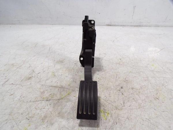 Opel İnsignia A Meriva B 201703- Sis Lambası Sağ  (Oem No:1710214) - Image 1